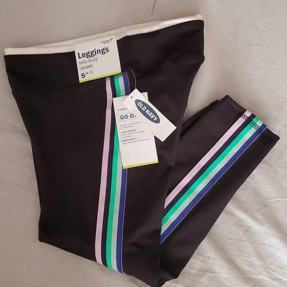 NWT Girls athletic leggings. Small